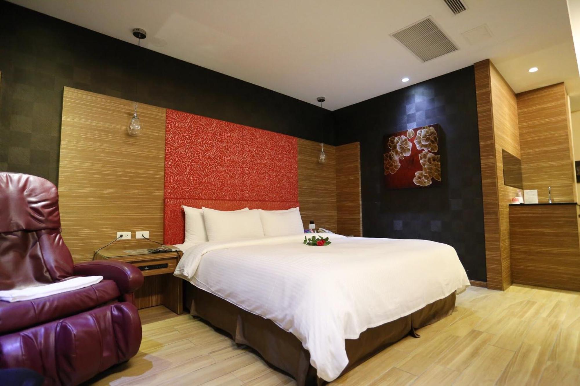 Go Shine Motel Pingtung Экстерьер фото