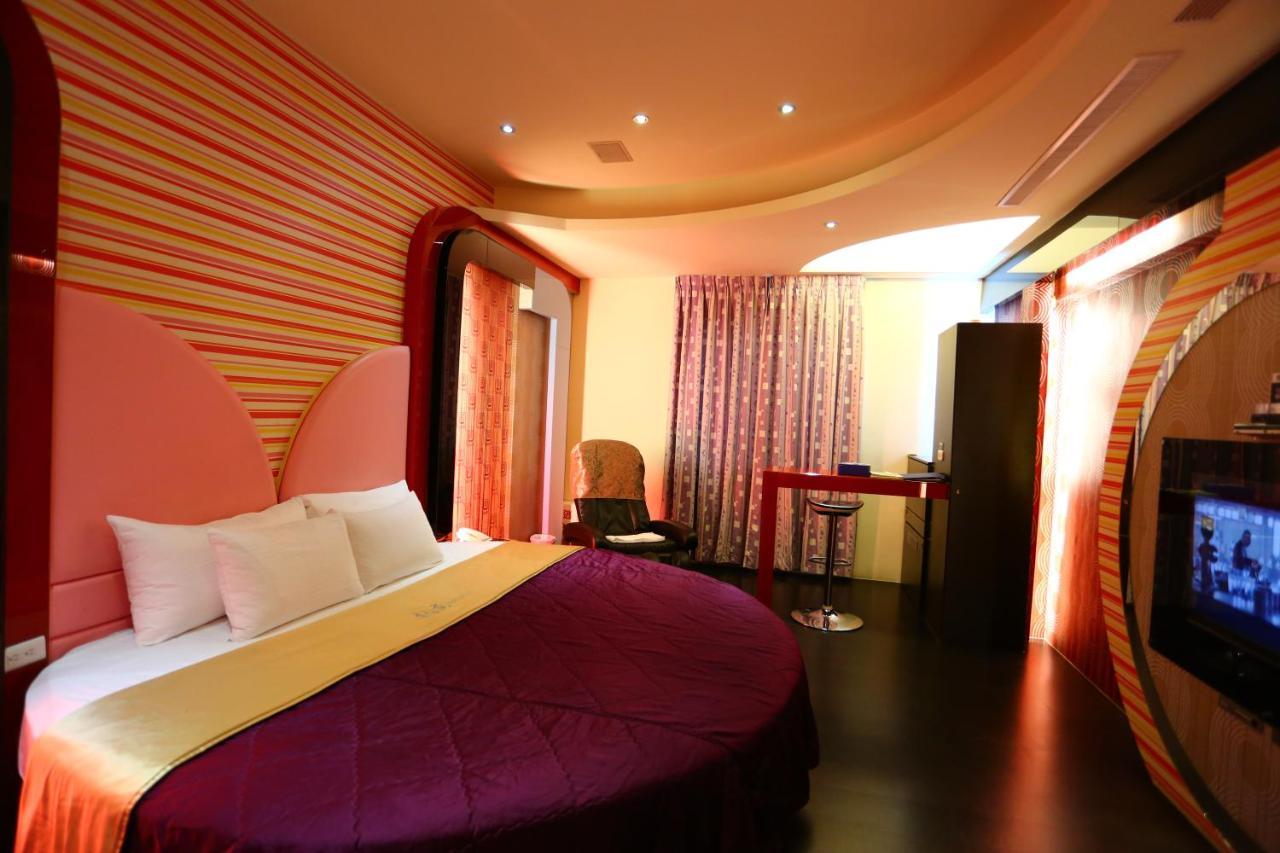 Go Shine Motel Pingtung Экстерьер фото