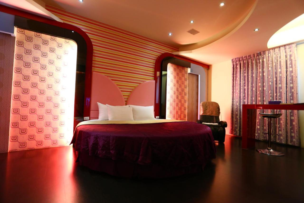 Go Shine Motel Pingtung Экстерьер фото