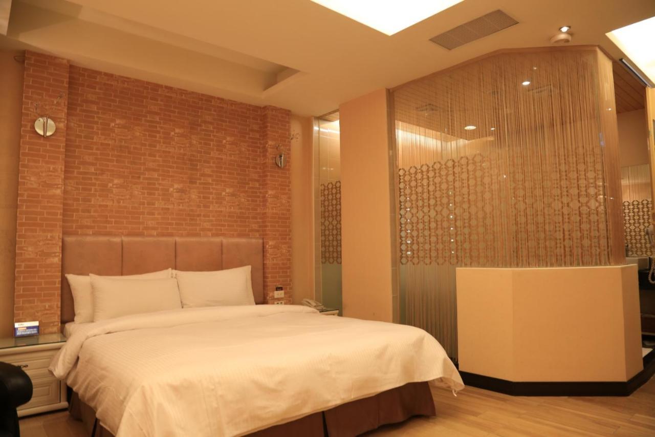 Go Shine Motel Pingtung Экстерьер фото